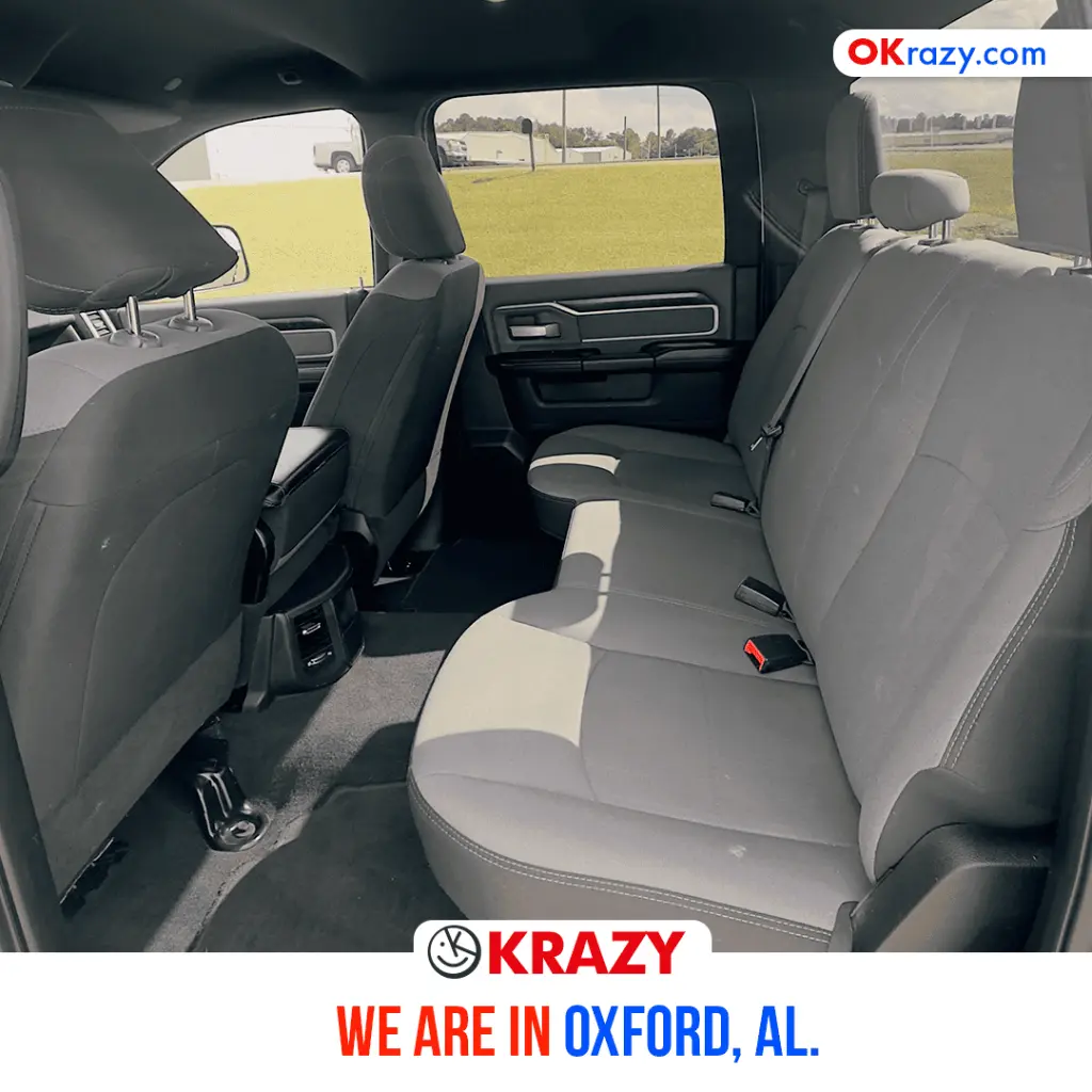 2156_3.3 Rear Seats.webp