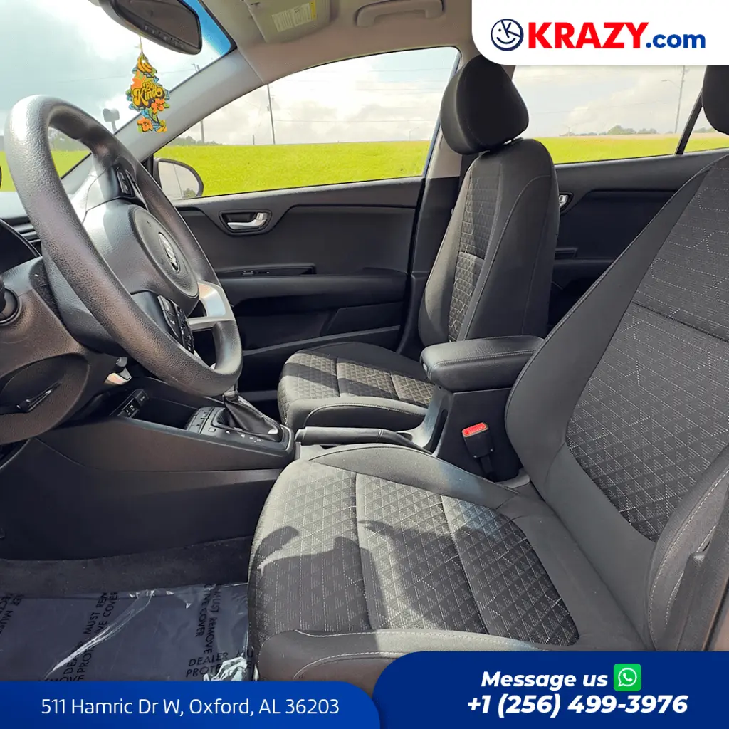 2138_3.2 Front Seats.webp