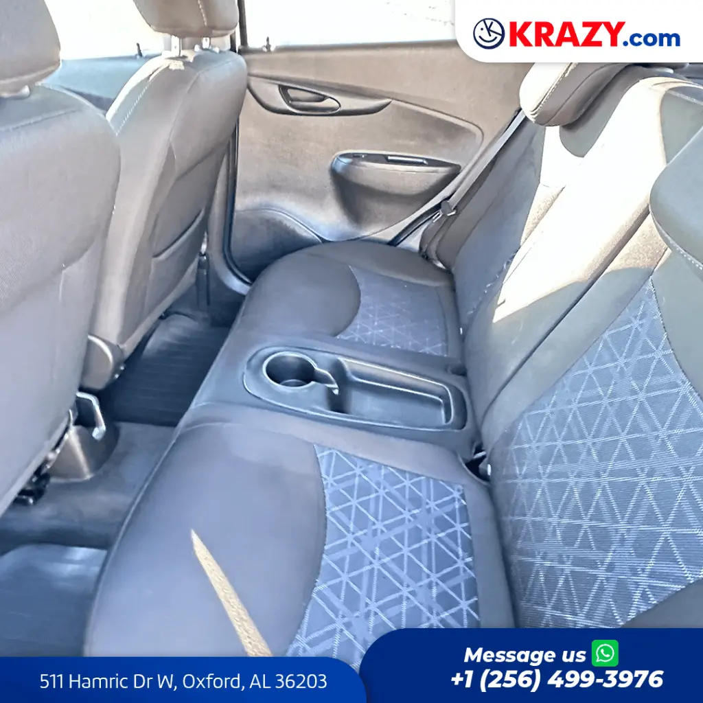 2199_3.3 Rear Seats.webp