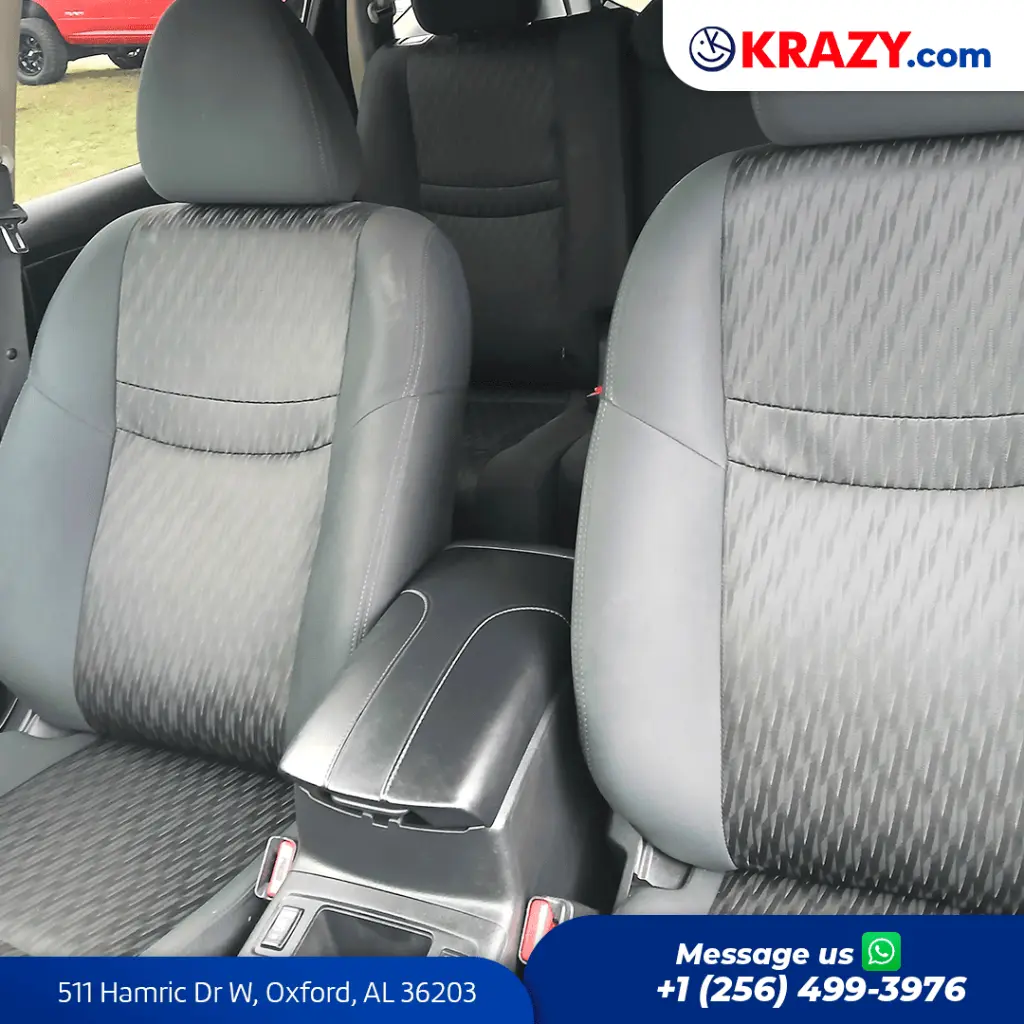 2209_3.2 Front Seats.webp