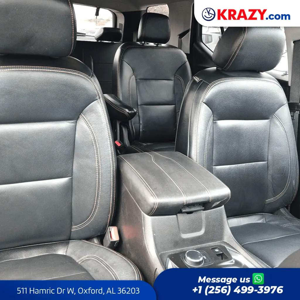 2228_3.2 Front Seats.webp