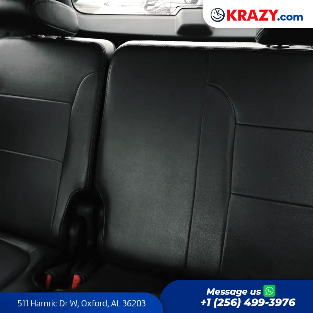 2228_3.3 Rear Seats.webp