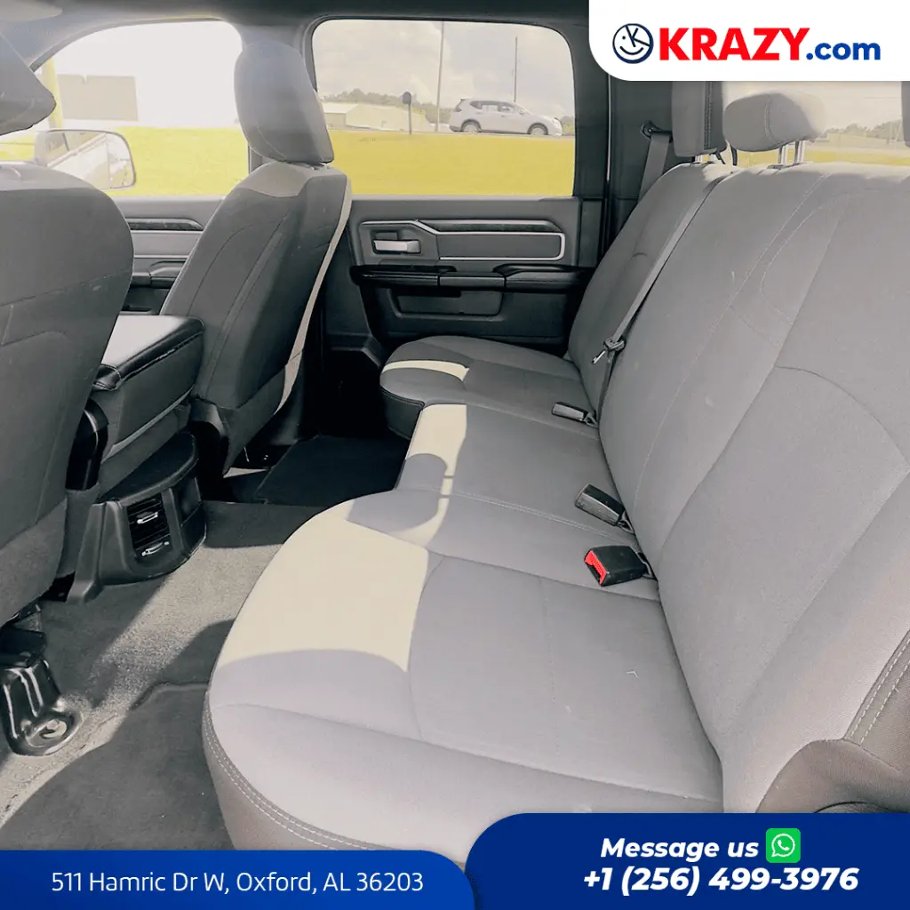 2156_3.3 Rear Seats.webp