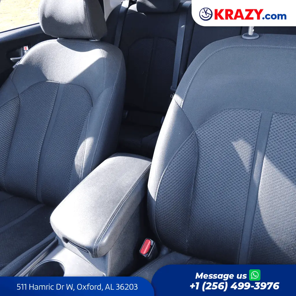 2231_3.2 Front Seats.webp