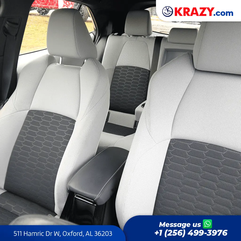 2225_3.2 Front Seats.webp