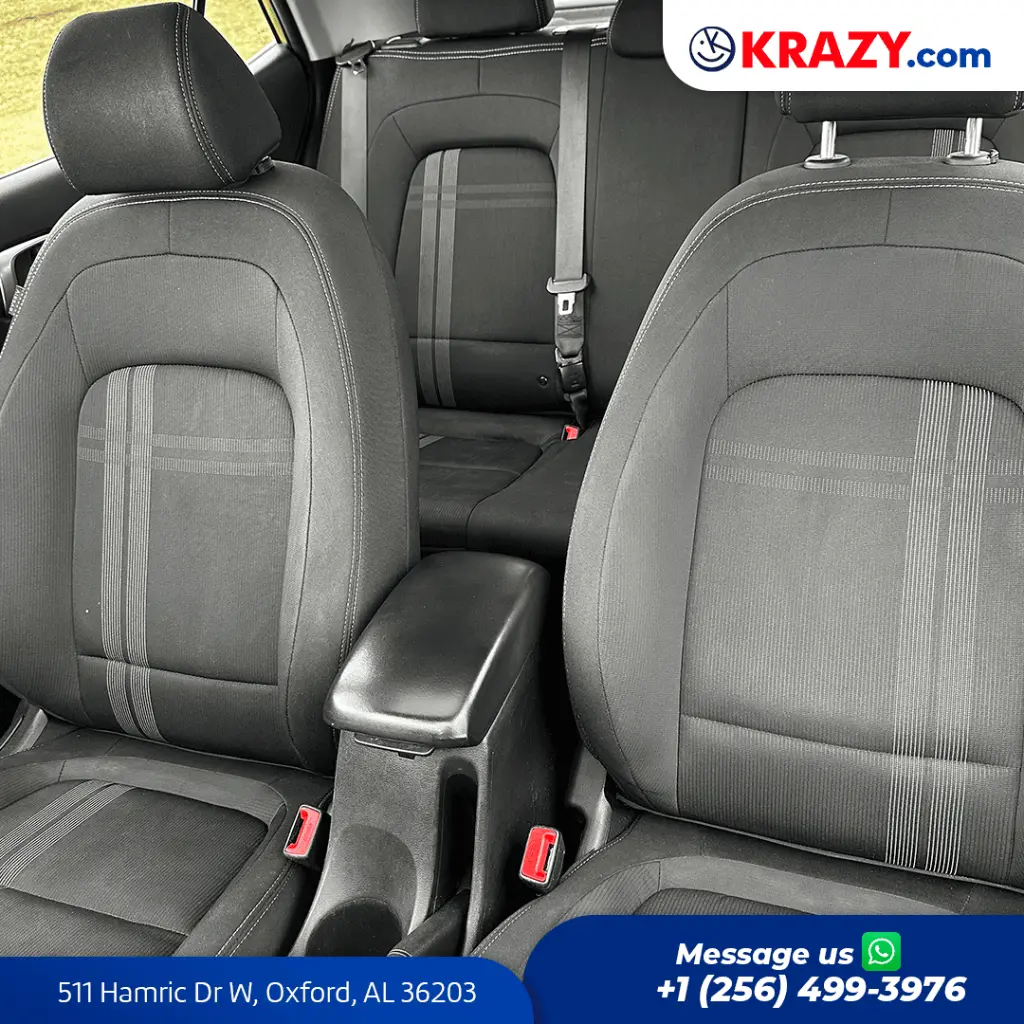 2227_3.2 Front Seats.webp