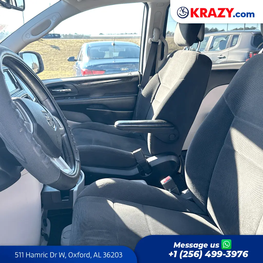 2201_3.2 Front Seats.webp