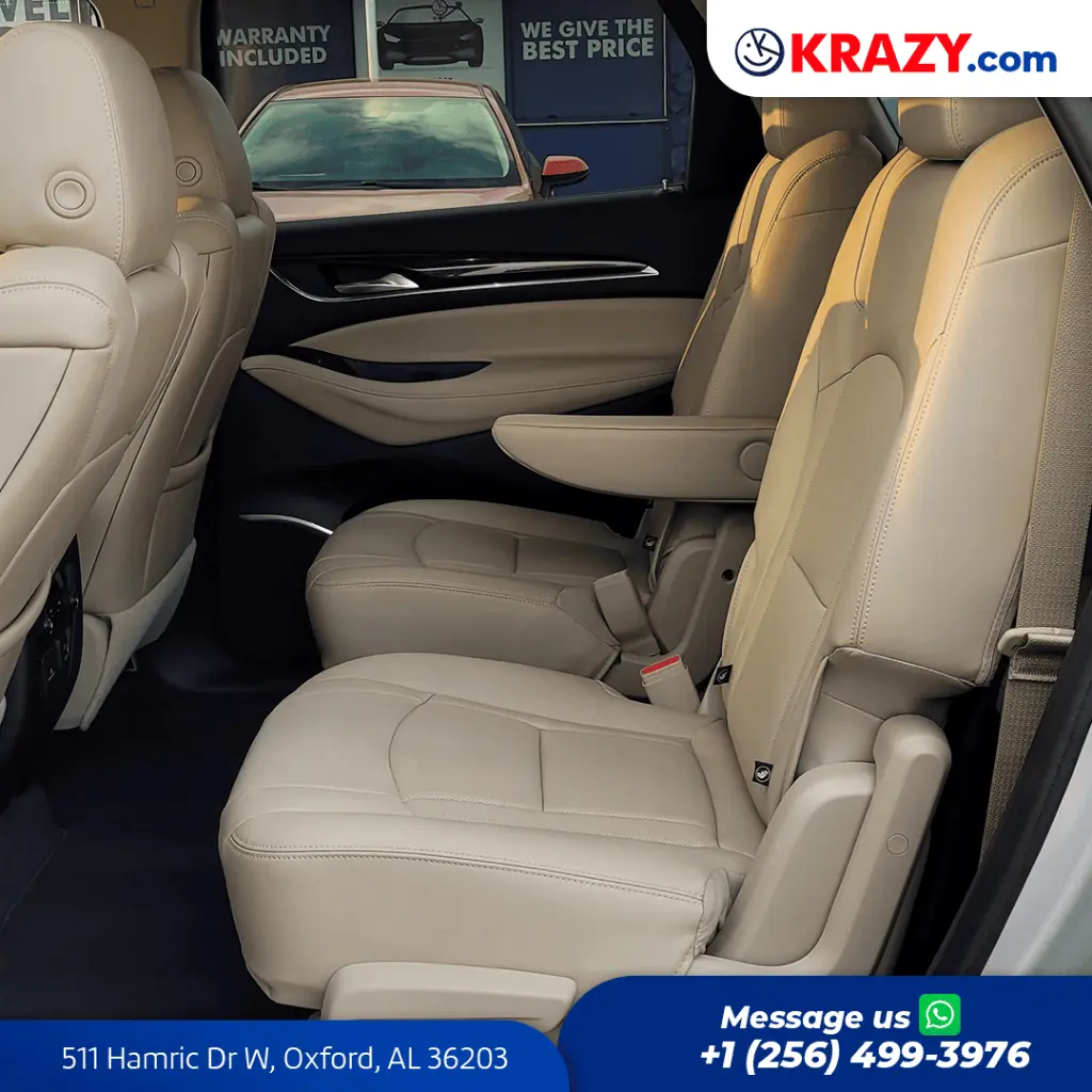 2265_3.3 Rear Seats.webp