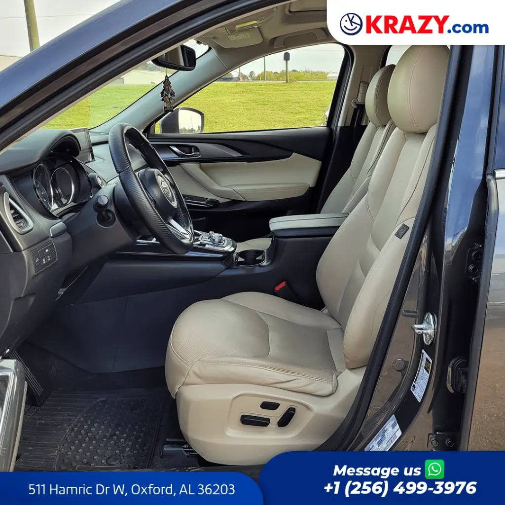 2286_3.2 Front Seats.webp