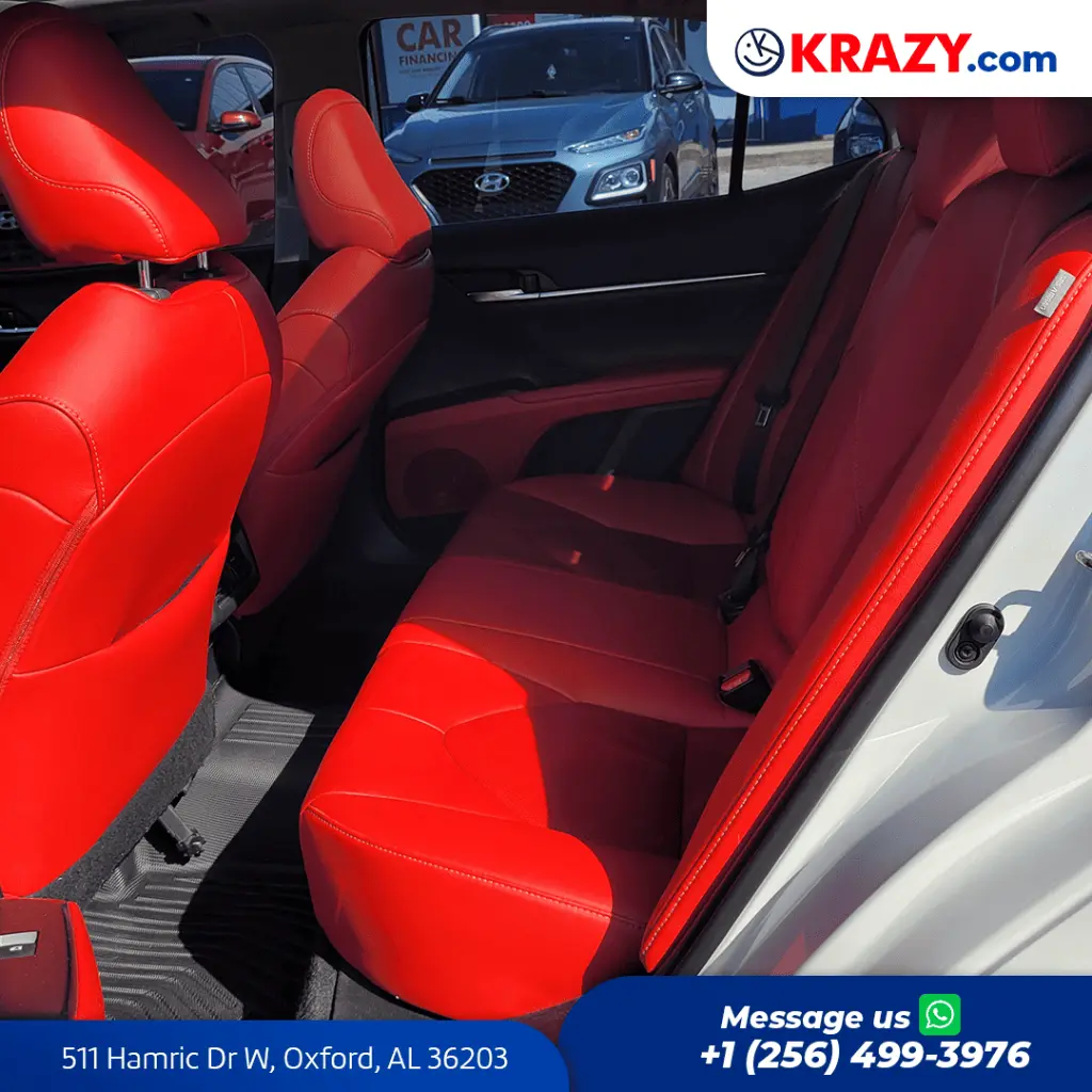 2290_3.3 Rear Seats.webp