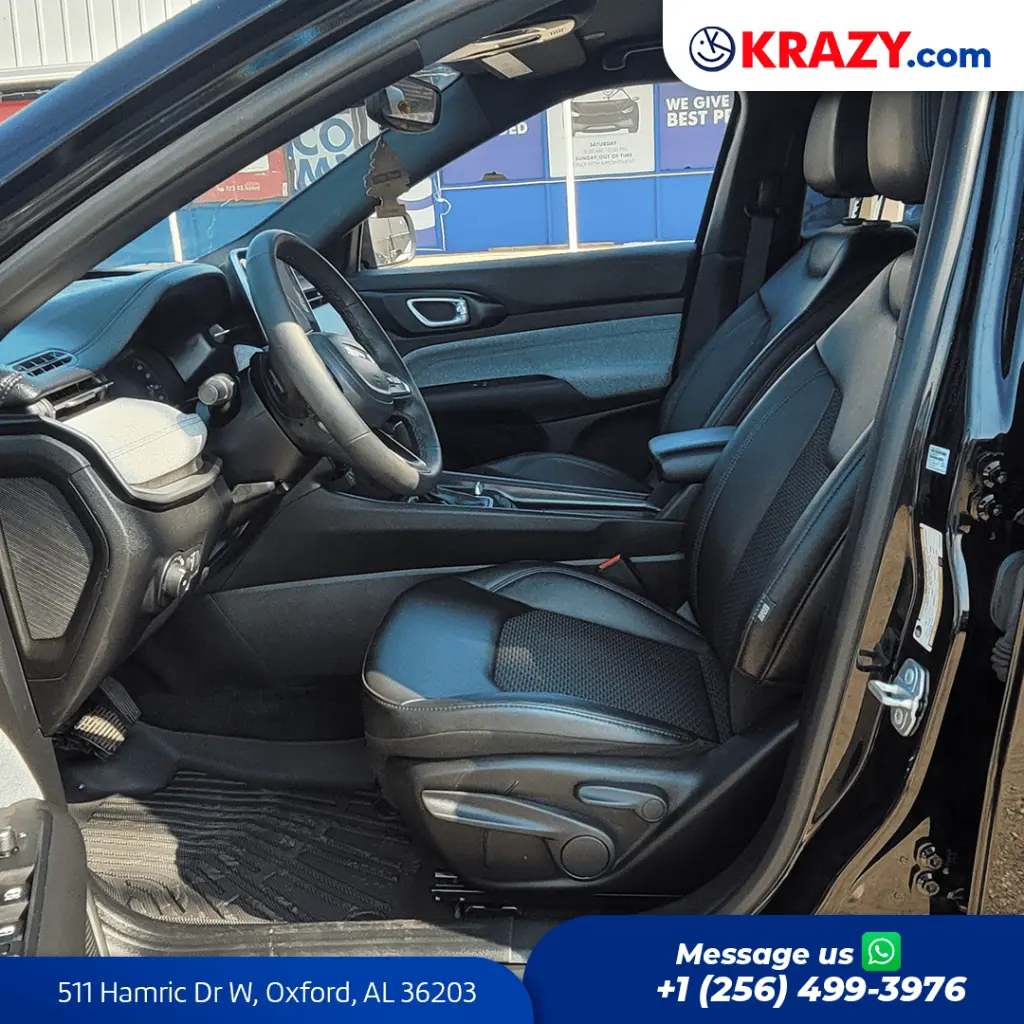 2364_3.2 Front Seats.webp