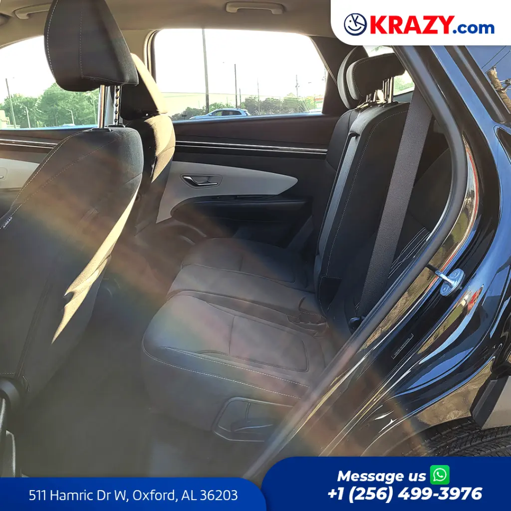 2400_3.3 Rear Seats.webp