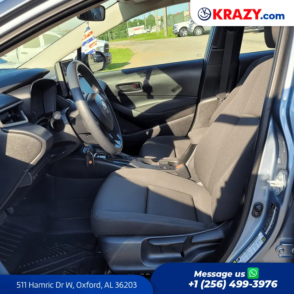 2410_3.2 Front Seats.webp