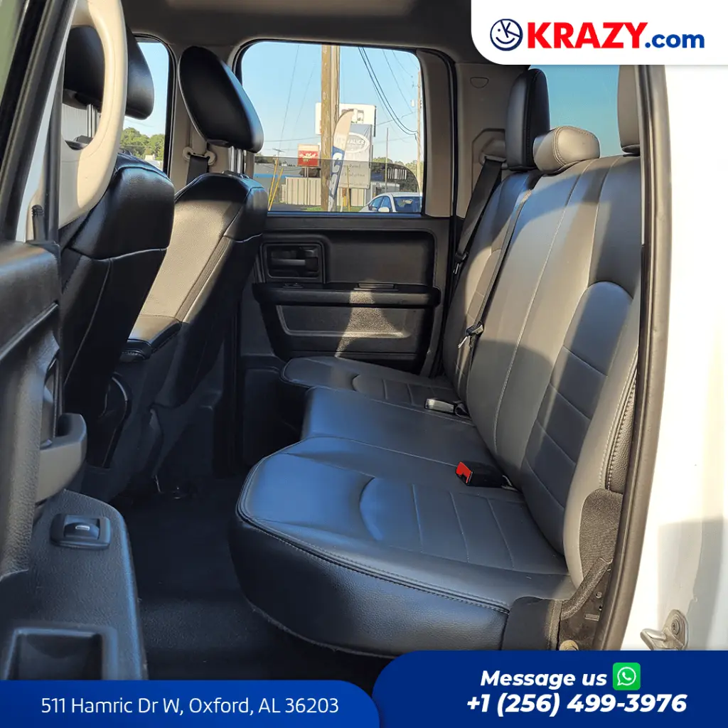 2409_3.3 Rear Seats.webp
