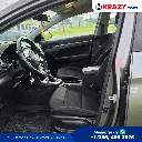 2423_3.2 Front Seats.webp