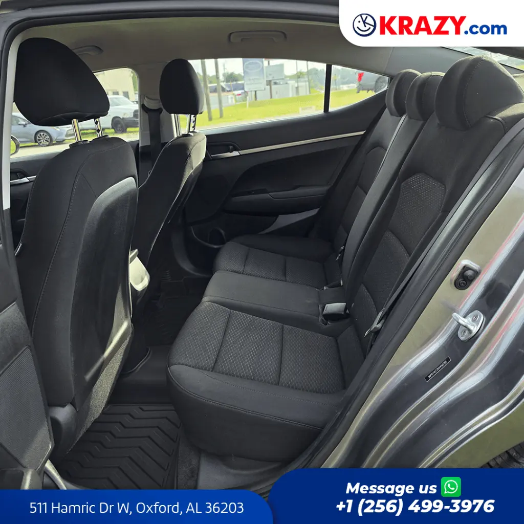 2423_3.3 Rear Seats.webp