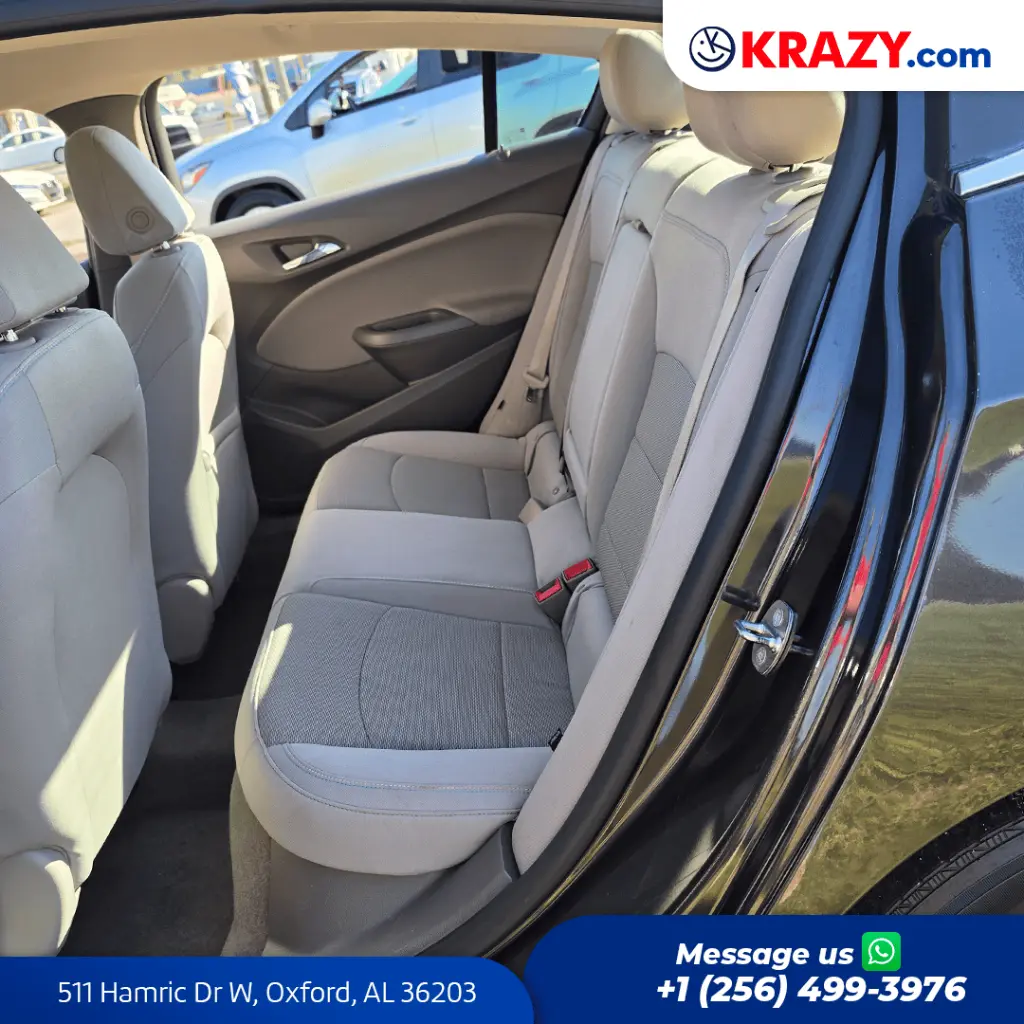 2443_3.3 Rear Seats.webp