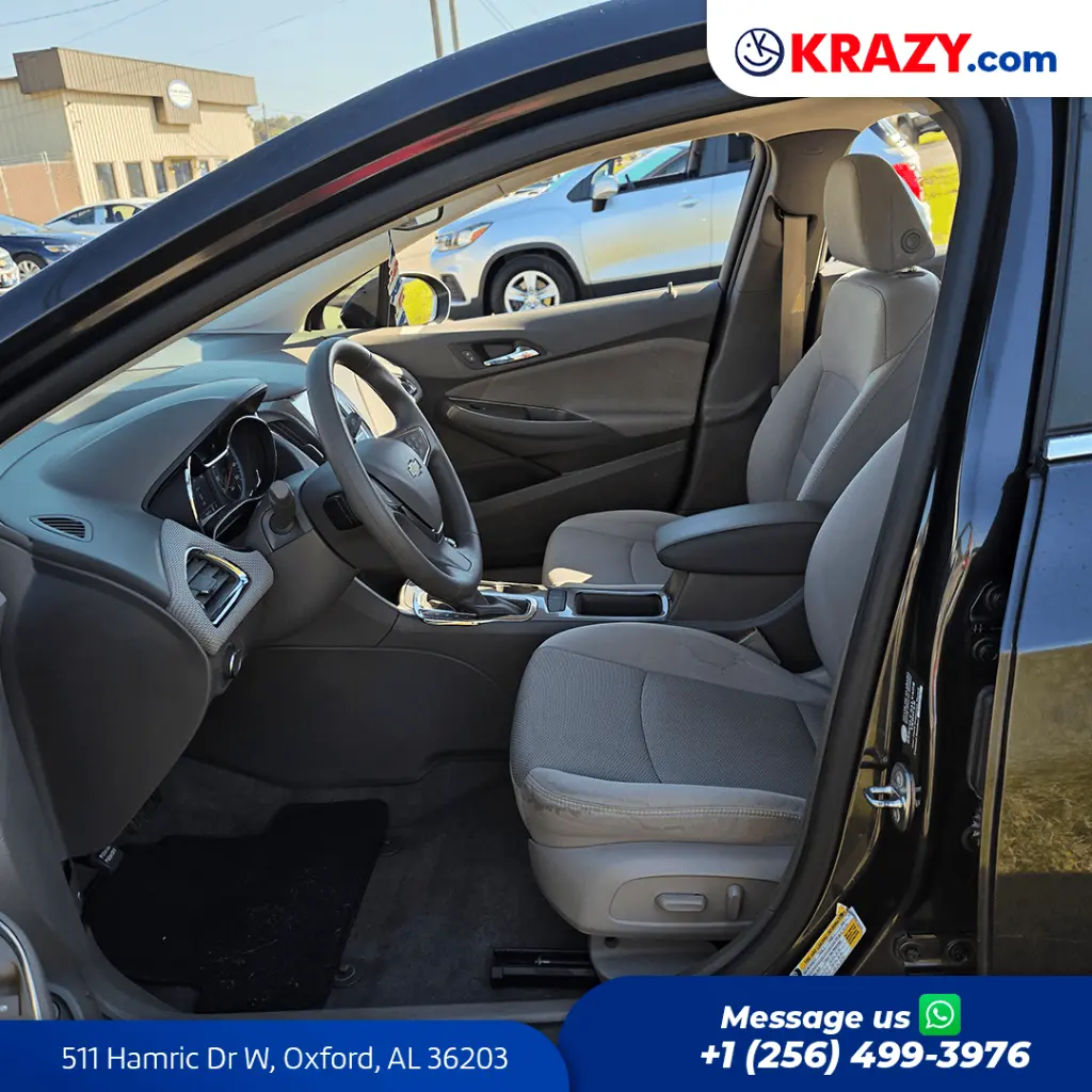 2443_3.2 Front Seats.webp